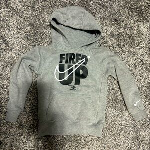 Little boys size 4 Nike hoodie sweatshirt in great condition! Smoke free